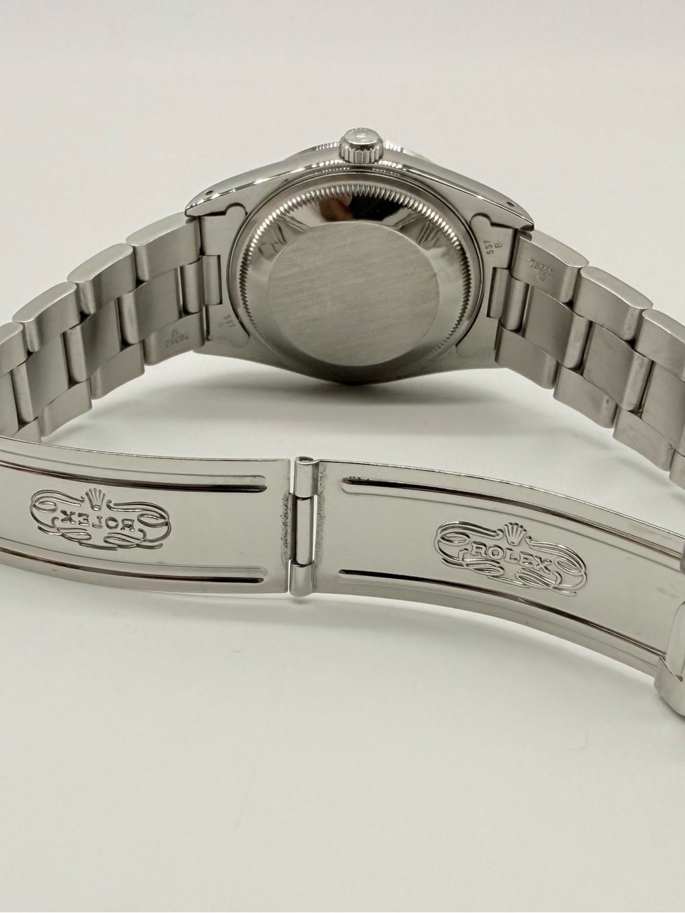 🥝 Rolex Oyster Perpetual Date 15200 – White Roman Dial – Box & Papers – EUC - Picture 10 of 12